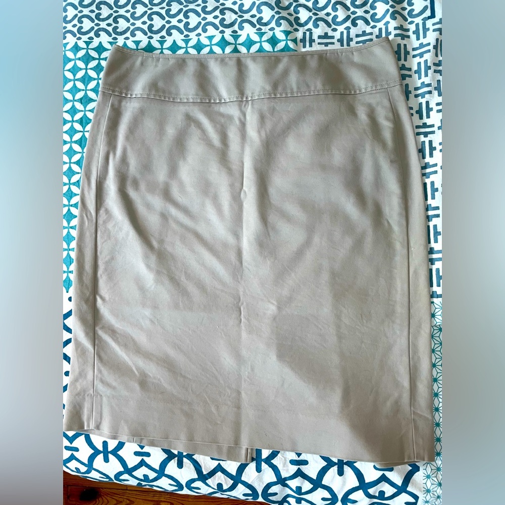 👋🏼Donated! / Gap Cotton pencil skirt, 12P